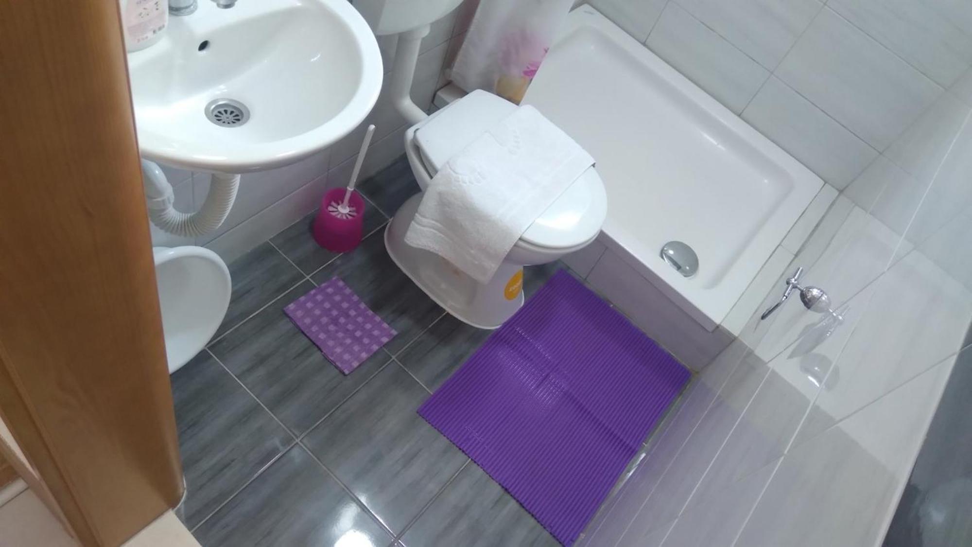 Apartments Leza Неум Екстер'єр фото